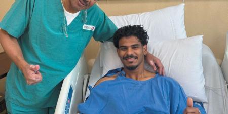 لاعب نادي الفيحاء رضا العبدالله يجري جراحة ناجحة بمجمع الدكتور سليمان الحبيب الطبي بالعليا