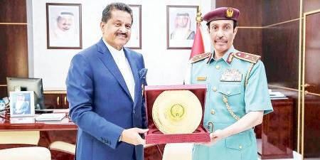 شرطة عجمان تستقبل وفد «الوطنية لحقوق الإنسان»