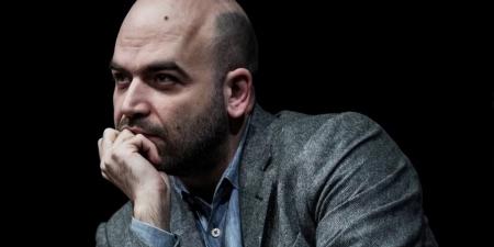 روبرتو سافيانو: رسوم ترامب هدية لـ”مافيا التهريب”