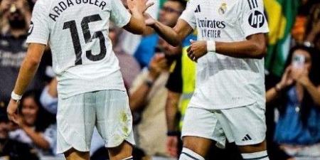 ثنائية مبابي تقود ريال مدريد لمواصلة الضغط على برشلونة المتصدر بالفوز 3-2 على سيلتا فيغو