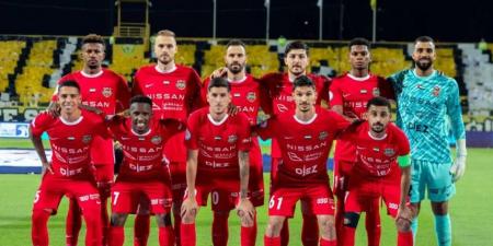 شباب الأهلي يتوج بالدرع التاسعة عن جدارة