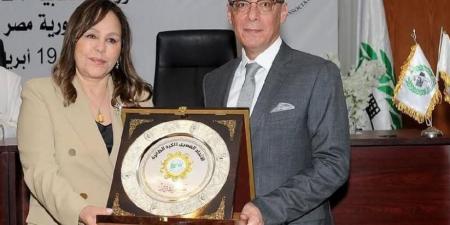 الاتحاد الإفريقي للكرة الطائرة يختار ياسر قمر مستشارًا لمجلس الادارة