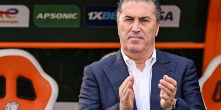 الزمالك يعلن إقالة مدربه بيسيرو