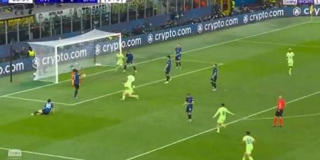 شاهد.. رافينيا يتقدم بالهدف الثالث لـ برشلونة أمام إنتر ميلان