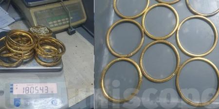 عاجل - بالصور والأساور: الكشف عن حيلة غريبة لتهريب الذهب من مطار قرطاج