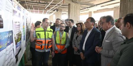 رئيس الوزراء يتفقد مشروع إنشاء مستشفى أورام طنطا الجديد