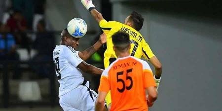 الزوراء يواصل صدارته للدوري العراقي والشرطة يلاحقه