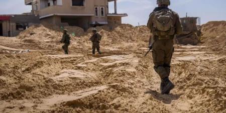 إصابة ضابطين و7 جنود إسرائيليين بانفجار لغم شمال غزة