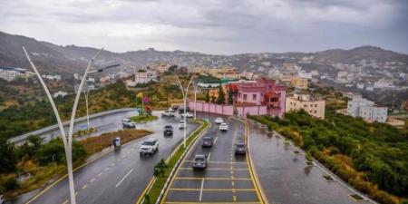 الأرصاد تنبه: أمطار غزيرة ورياح شديدة على منطقة الباحة