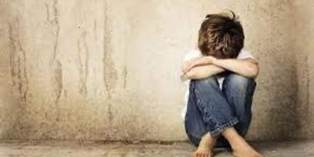 انتحار تلميذ بالصف السادس هربًا من "جحيم" التنمر المدرسي!