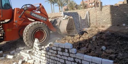 الموجة 26 لإزالة التعديات.. إزالة 21 حالة على الأراضي الزراعية وأملاك الدولة بالجيزة