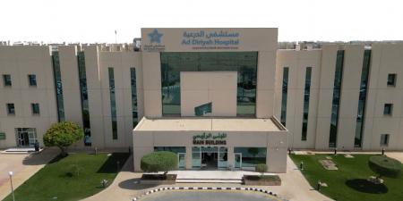 مستشفى الدرعية يُطلق برنامج تركيب قسطرات الغسيل الكلوي بالمنظار