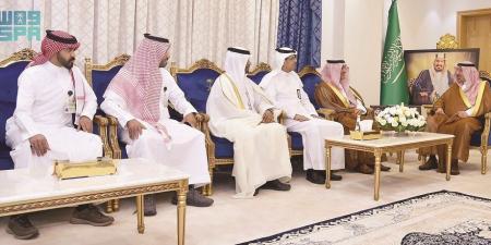 أمير نجران يطّلع على مبادرة «نخدمهمْ بعناية»
