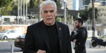 لبيد بعد إحاطة أمنية مع نتنياهو: قرار واحد من كابنيت يفصلنا عن إتمام الصفقة