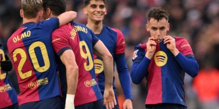 كم مرة فاز برشلونة بلقب الدوري الإسباني؟