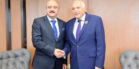 وزير الخارجية يبحث مع نظيره الجزائري التطورات في ليبيا