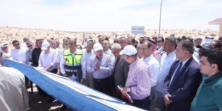 وزير النقل يتابع تنفيذ مشروع خط سكة حديد بئر العبد-العريش