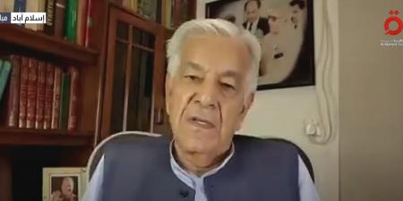 وزير الدفاع الباكستاني: لن نبدأ بمواجهة نووية لكن سنرد بالمثل إذا فُرض علينا هذا الخيار