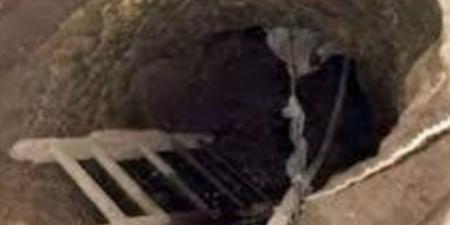 صديقهم سقط فى حفرة 11 مترا أثناء التنقيب عن آثار.. دفنوه وهربوا