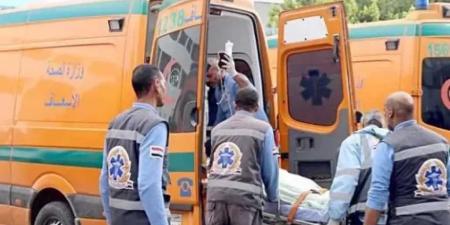 مصرع 4 أشخاص وإصابة 9 آخرين في انقلاب ميكروباص بصحراوي ملوي بالمنيا