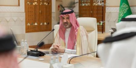 فيصل بن سلمان يرأس الاجتماع الأول للجنة مشروع تاريخ الحج والحرمين الشريفين