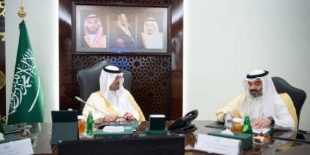 نائب أمير مكة يطّلع على جاهزية التقنيات الرقمية في المشاعر المقدسة