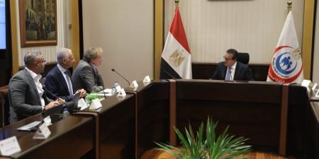 وزير الصحة يبحث التوسع بملف تدريب الأطباء وإرسال وفود لألمانيا