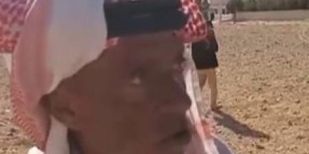 بالفيديو ..  الأغوار الشمالية ..  مزارع يستعين بـ "صهاريج مياه" لري المزروعات