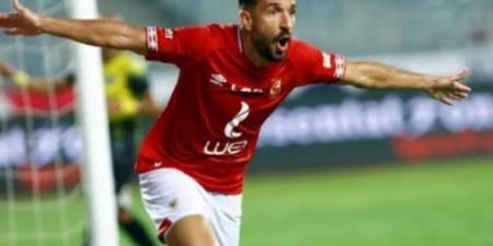 هل يستمر علي معلول مع الأهلي الموسم المقبل.. اعلامي يكشف