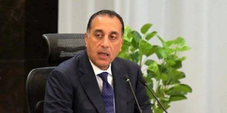 إطلاق مدد الإعارات والإجازات الخاصة بدون أجر للعمل بالخارج.. قرار حكومي