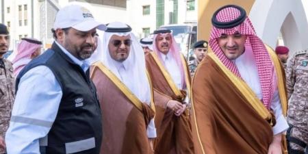 وزير الداخلية يتفقد عددًا من المشروعات التطويرية في المشاعر المقدسة