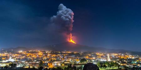 ثوران بركان جبل إتنا في إيطاليا