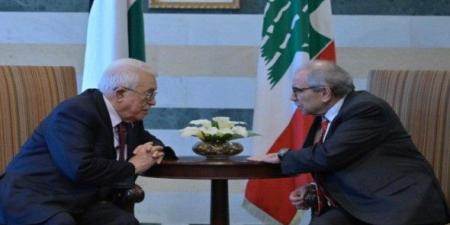 الرئيس نواف سلام يستقبل محمود عباس ويؤكدان على السيادة اللبنانية ورفض التوطين ودعم لوقف الحرب على غزة