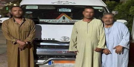 الداخلية تكشف تفاصيل اصطدام سائق "ميكروباص" عمداً بعدد من الأشخاص