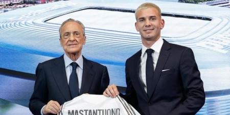 ريال مدريد يقدم لاعبه الجديد ماستانتونو لوسائل الإعلام