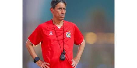 العُماني رشيد جابر يباشر مهمته بتدريب القوة الجوية