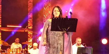 أمينة فاخت في مهرجان الفلّ ...ركح الحمامات يهتزّ على إيقاع الفرح