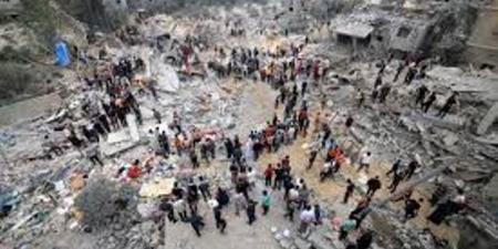 17 شهيدًا في غزة.. الاحتلال يستهدف منتظري المساعدات 