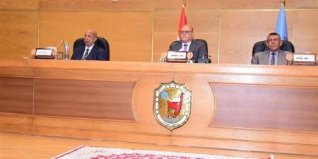 جامعة سوهاج تحتفل بعيد العلم 2025 وتكرم 700 من علمائها وباحثيها المتميزين
