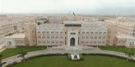 وظيفة جامعة.. جامعة ظفار العمانية تعلن عن وظائف جديدة لأعضاء هيئة التدريس في عدد من التخصصات.. قدم الآن
