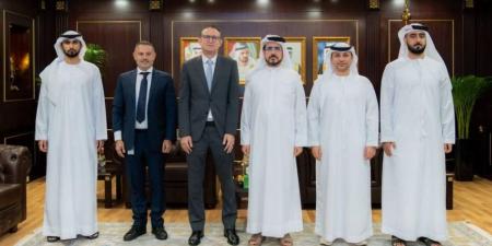 «ديوا» و«مايكروسوفت الإمارات» تبحثان تعزيز التعاون الرقمي والابتكار