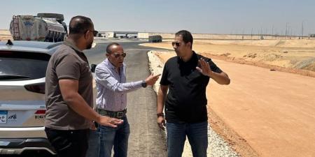 رئيس جهاز مدينة سفنكس الجديدة يتفقد مشروعات الطرق والمرافق