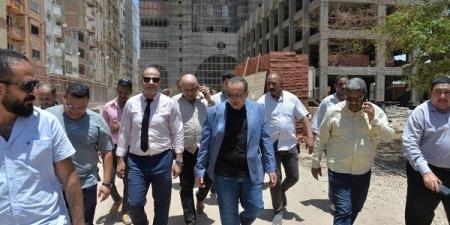 محافظ أسيوط يتفقد أعمال إنشاء "مدرسة المحبة"