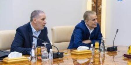 المؤسسة الوطنية للنفط تبحث نتائج دراسة أميركية لتطوير مصفاة الزاوية