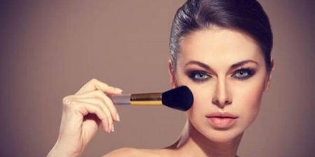 هل ترغبين في مكياج احترافي؟ اتبعي هذه الخطوات لإطلالة مثالية