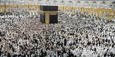 السعودية تطلق خدمة "نسك عمرة" لتأشيرات العمرة وحجز الخدمات إلكترونيًا