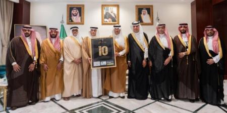 محافظ الأحساء يستقبل رئيس وأعضاء مجلس إدارة نادي الفتح