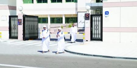 مدارس تُشدد على حضور الطلبة مع بداية العام الجديد