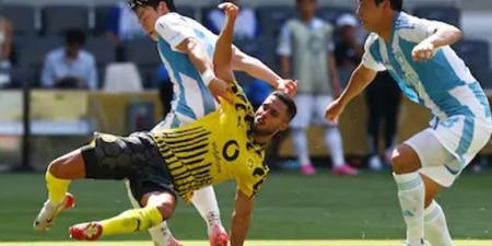 مدرب دورتموند يكشف أخر تطورات اصابة نجم الفريق 