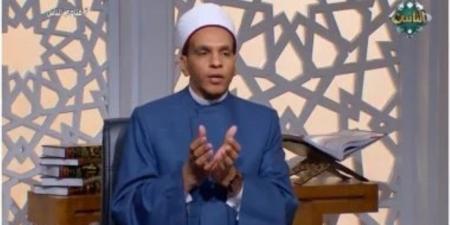 هل يستجاب دعاء الأم على أولادها وقت الغضب؟.. أمين الفتوى يجيب